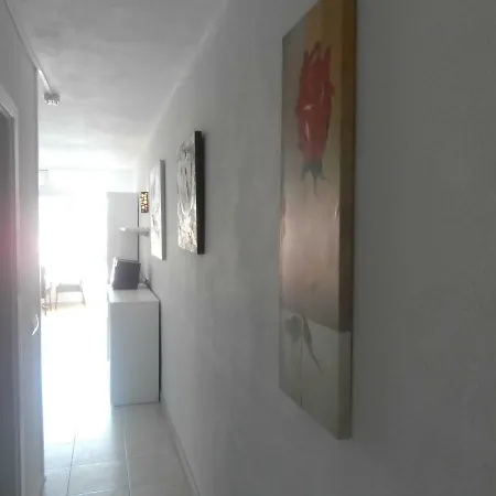 Tanife Private *